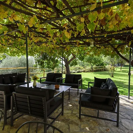 Abejas 1 De El Vergel De Chilla Holiday home Candeleda