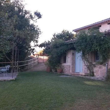 Сasa de vacaciones El Vergel De Chilla Son 3 Abejas 1 Abejas 2 Y Libélula *