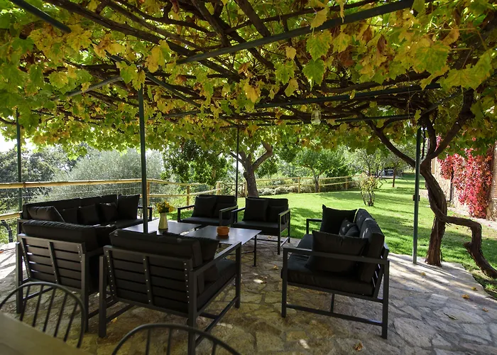 El Vergel De Chilla Son 3 Abejas 1 Abejas 2 Y Libélula Сasa de vacaciones Candeleda