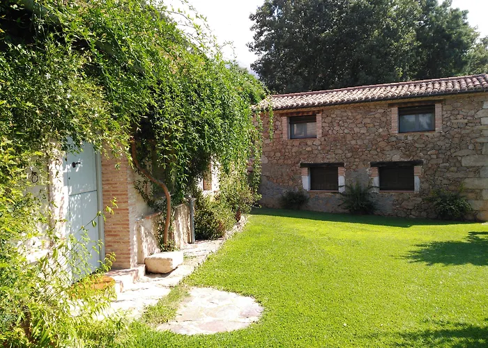 Сasa de vacaciones El Vergel De Chilla Son 3 Abejas 1 Abejas 2 Y Libélula Candeleda