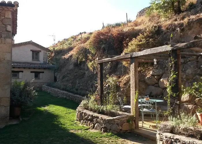 Abejas 1 De El Vergel De Chilla 칸델레다