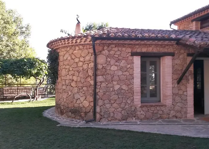 El Vergel De Chilla Son 3 Abejas 1 Abejas 2 Y Libélula Сasa de vacaciones