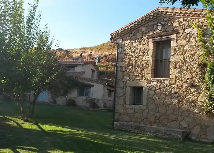 El Vergel De Chilla Son 3 Abejas 1 Abejas 2 Y Libélula Сasa de vacaciones