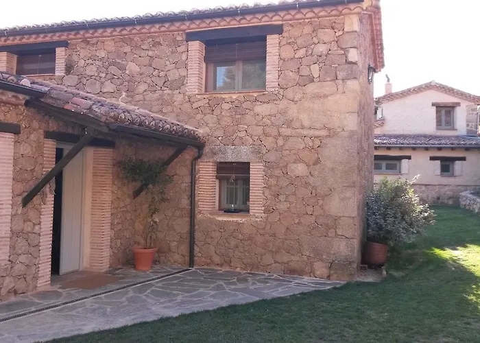 Abejas 1 De El Vergel De Chilla * 칸델레다